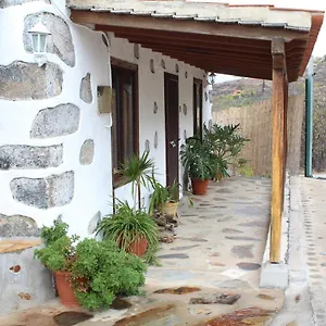 Сasa de vacaciones Capellania Con Piscina, Tijarafe